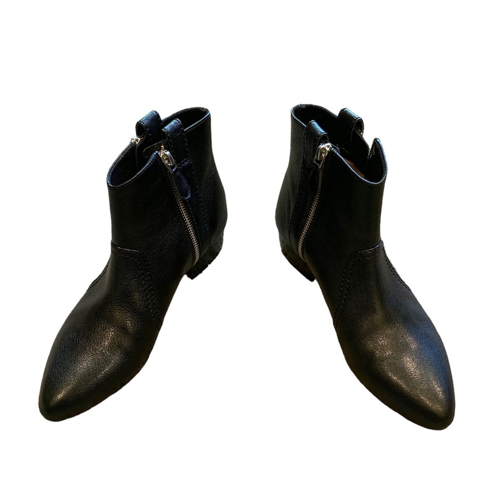 Black Leather Ankle Boots with Side Zip